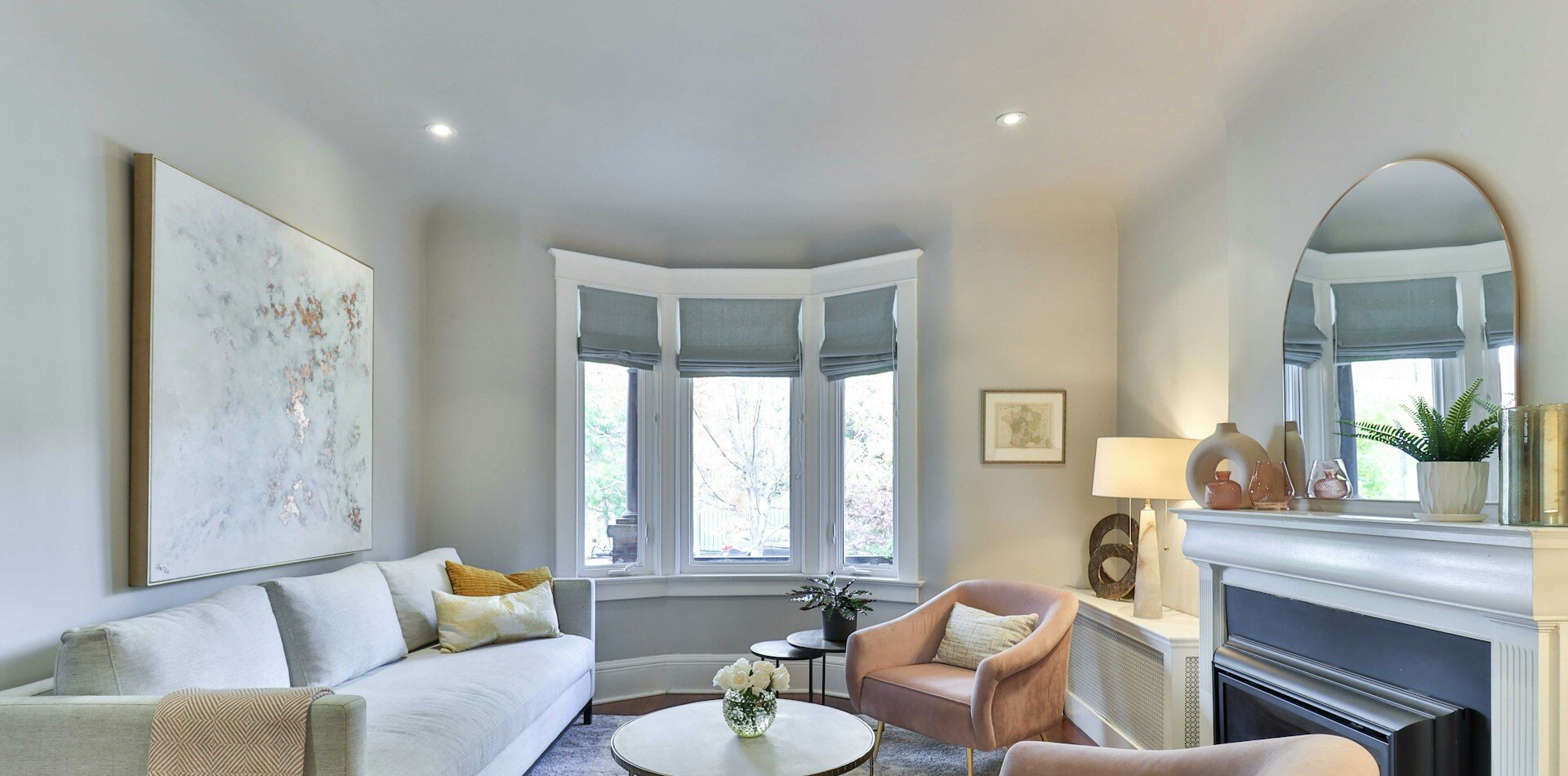 Finition décorative d'un mur intérieur
